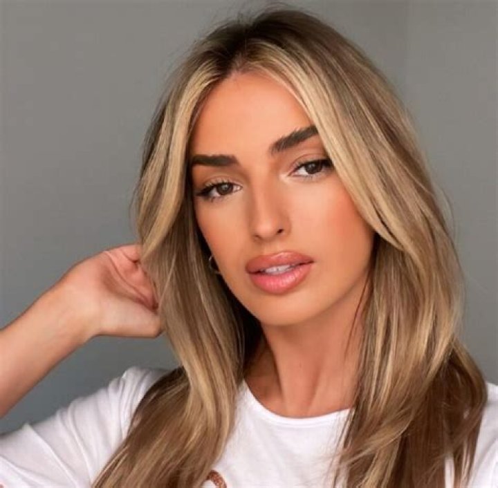 Sasha Attwood Wiki Age, Height, Parents, Sister, Boyfriend, Net Worth