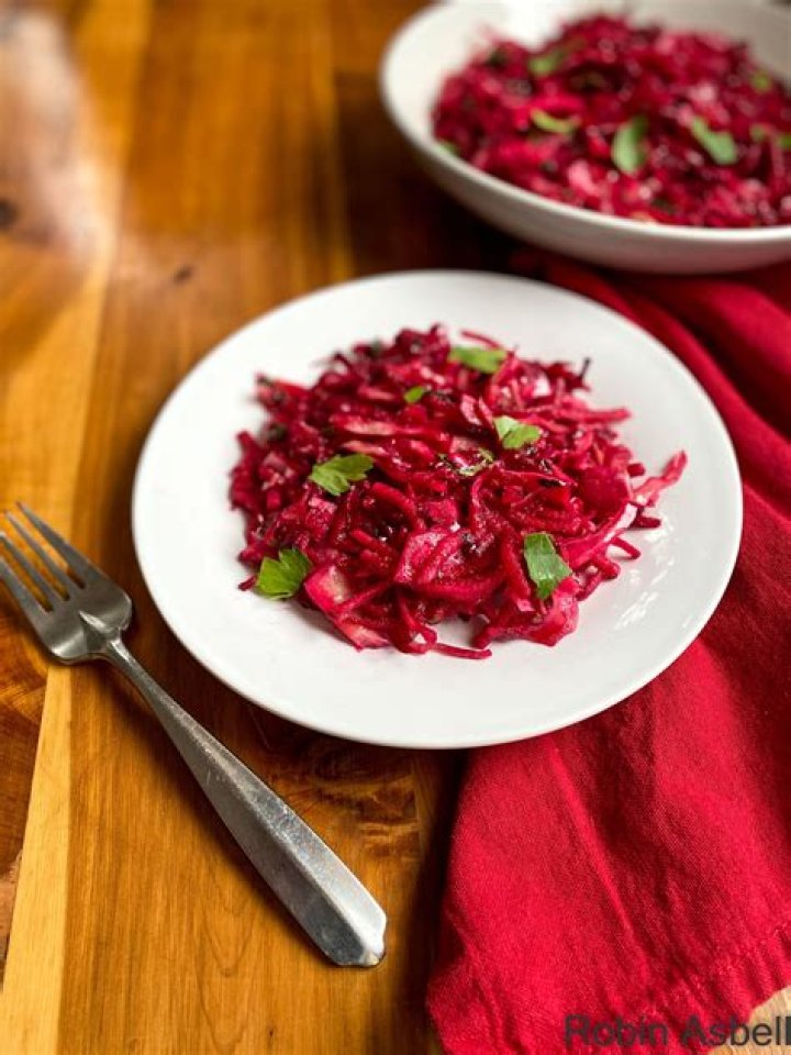 Save Time, Shred Your Salad Chef and Author Robin Asbell