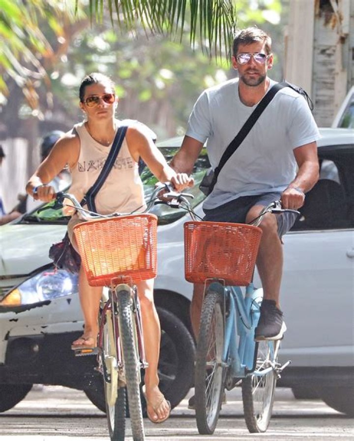 See Danica Patrick and Aaron Rodgers Look Romantic in Mexico 'They're