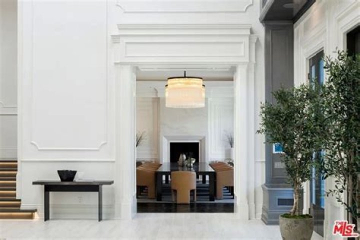 See Inside Jennifer Lopez and Ben Affleck's 86.7 Million Home