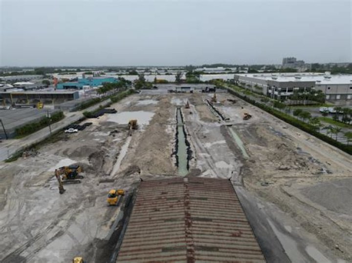 SFWMD seeks extra 9 million for contract with board member's company