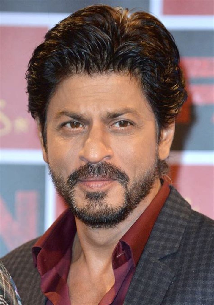 Shah Rukh Khan biography, wiki, age, movies, wife, education, net worth
