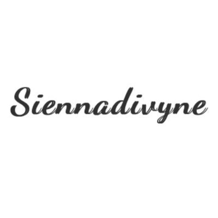 Sienna Divyne