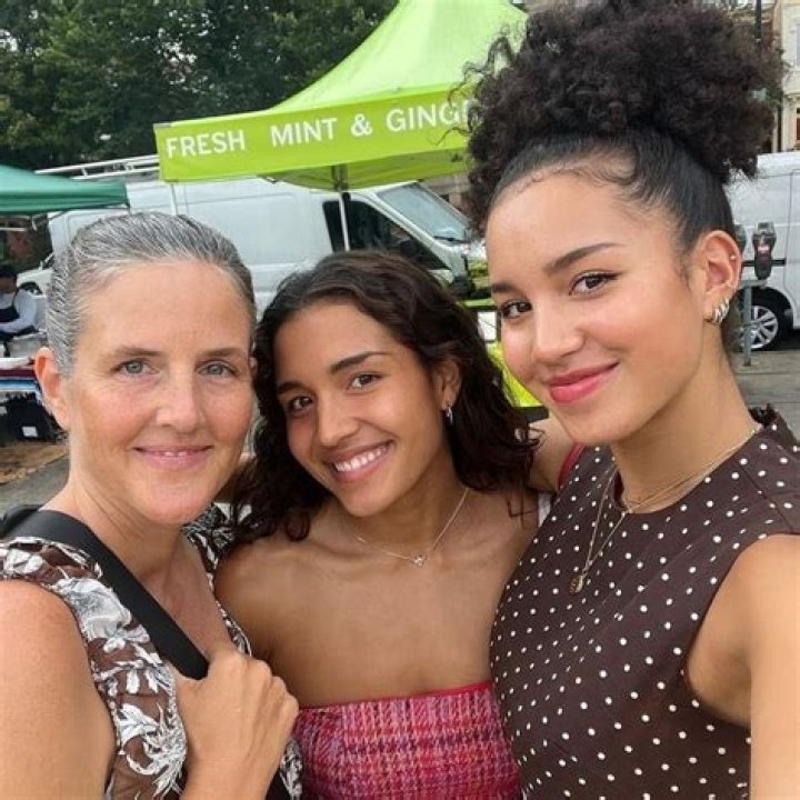 Sofia Wylie Age, Family, Girlfriend, Net Worth, Height, Nationality & More.