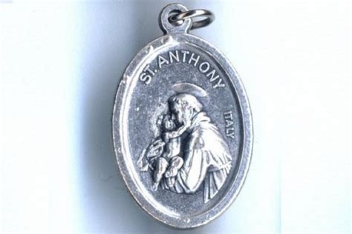 St Anthony Medal Patron Saint of Lost Items Catholic Gifts Etsy