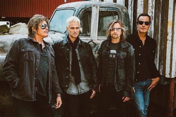 Stone Temple Pilots Reveal Solemn 'Perdida' Title Track
