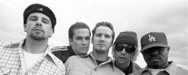 Sugar Ray's Mark McGrath marries longtime girlfriend
