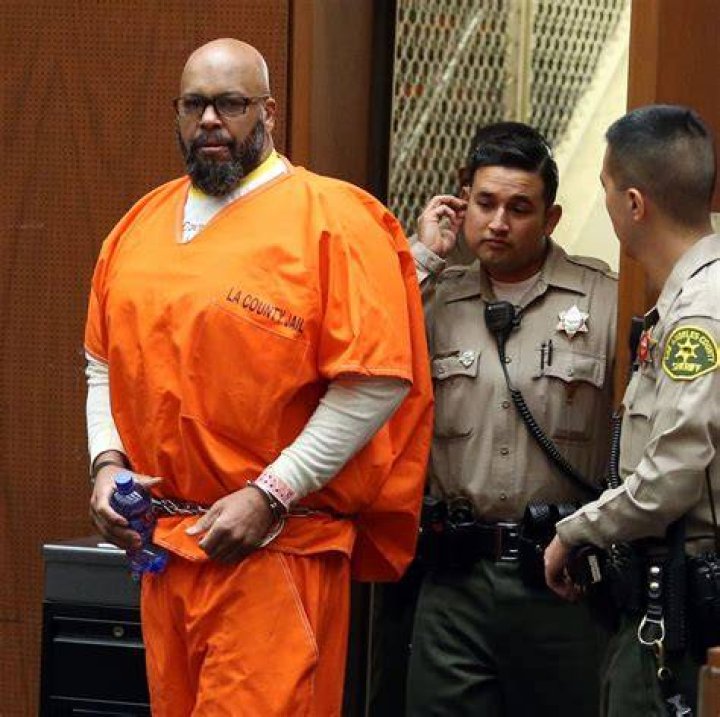 Suge Knight issued with arrest warrant after failing to make court