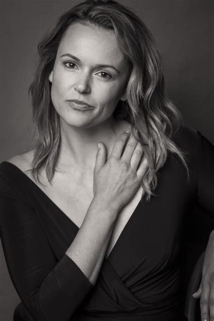Tara Wilson Actress Gallery