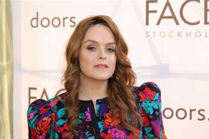 Taryn Manning Husband Is She Married To Fiance Anne Cline?