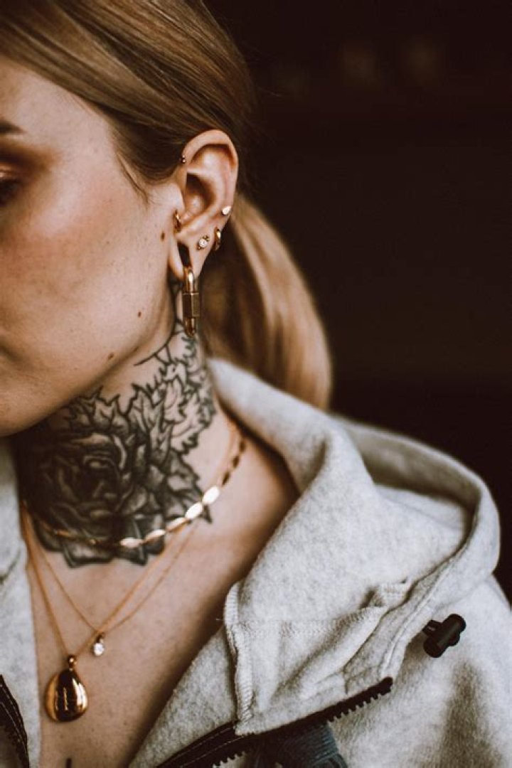 Tatuajes en el cuello para hombres &iexcl;42 Ideas sensuales y atrevidas!