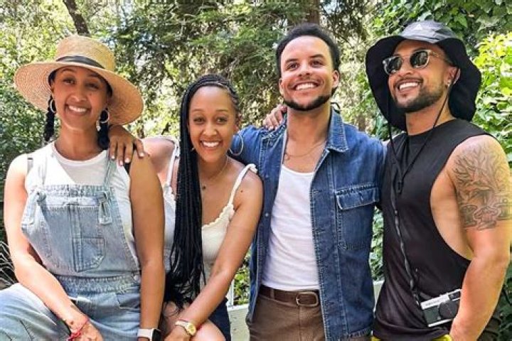 Tavior Mowry Bio Tamera Mowry's brother