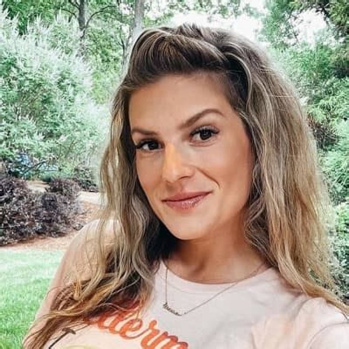 Taylor Higgins Bio, Age, Height, Net Worth, Married, Facts
