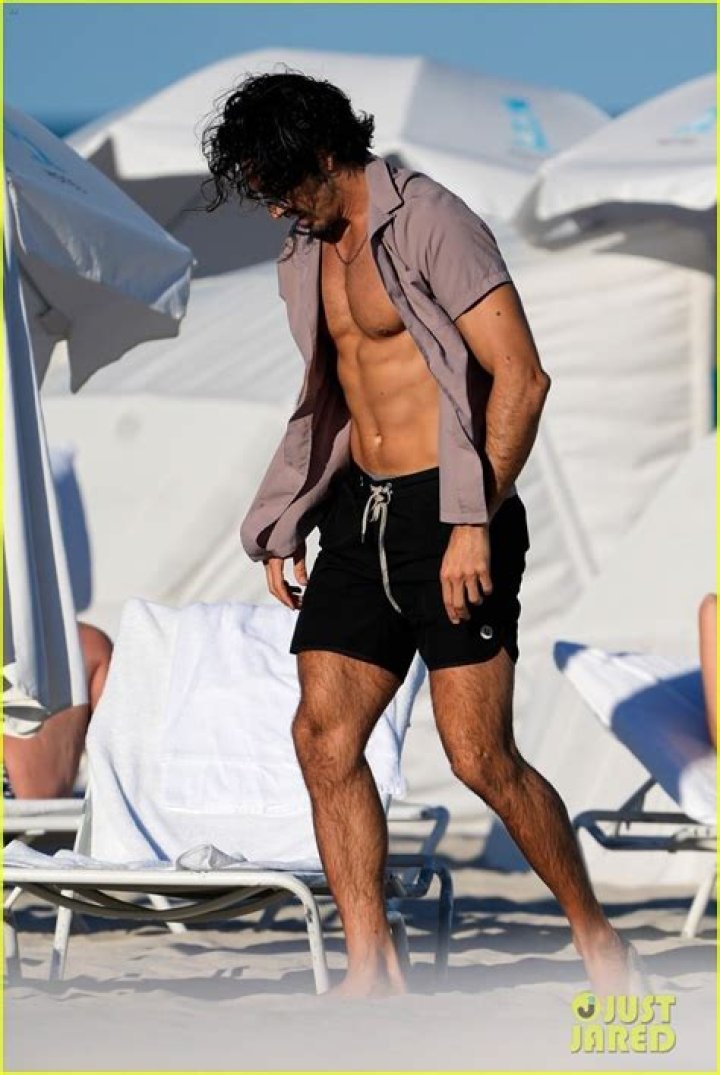 Taylor Zakhar Perez EXPOSED For Getting Married To Garrett Gerson In