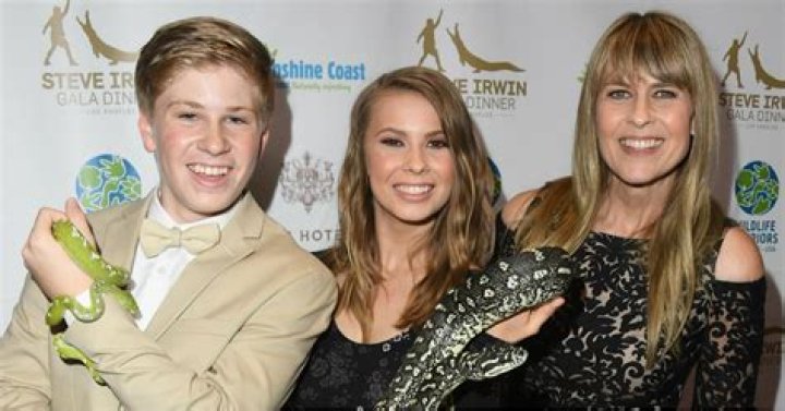 Terri Irwin is online dating New Idea Magazine