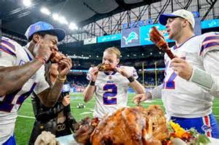 Thanksgiving football games