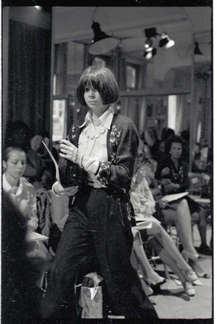 The Young Anna Wintour at the Paris Collections early 1970&rsquo;s