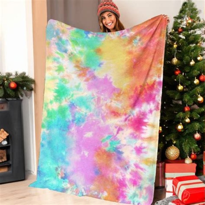 Tie Dye Fleece Blanket
