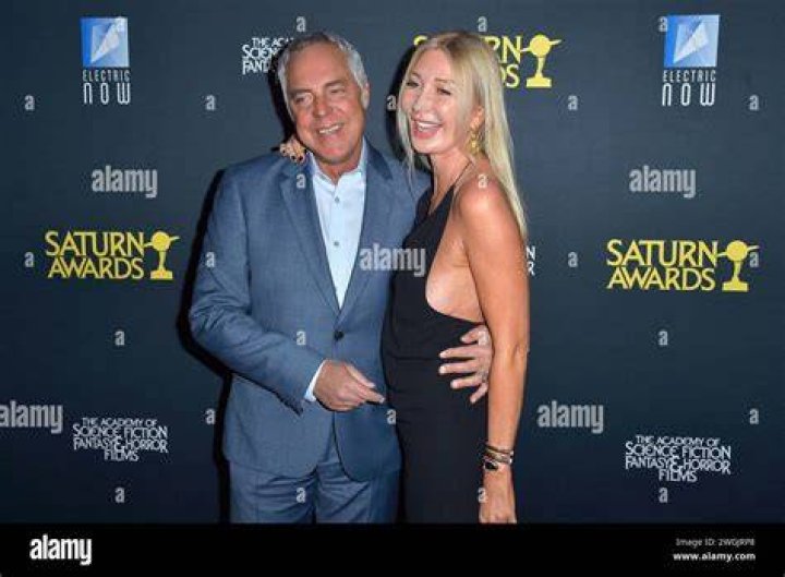 Titus Welliver 2024 Wife, net worth, tattoos, smoking & body facts