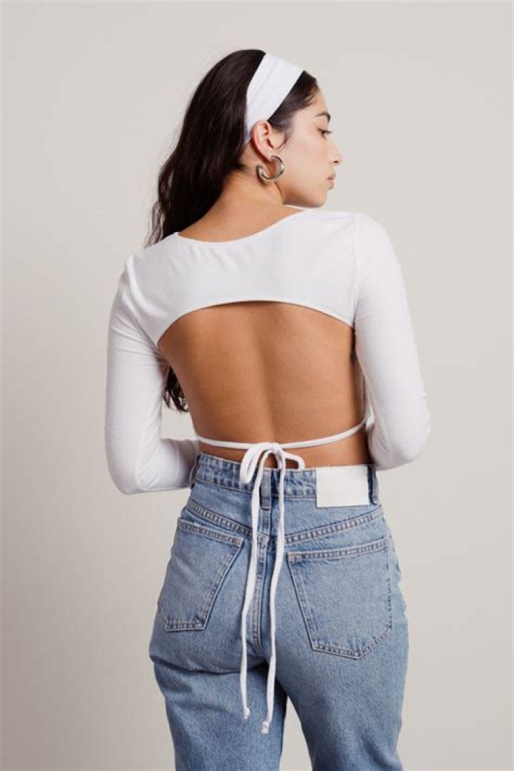 Tobi Crop Tops Womens White Knotted Top Charcoal ⋆ TheiPodTeacher