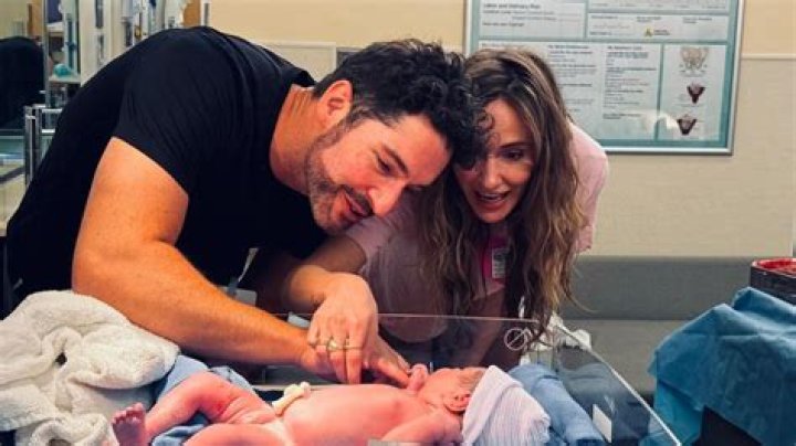 Tom Ellis wife, kids, family Familytron