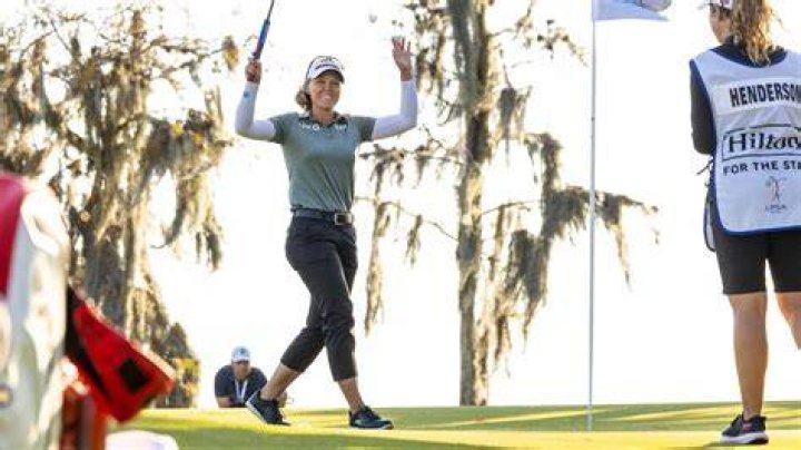 Tony Dovolani Brooke Henderson Photos Photos Zimbio