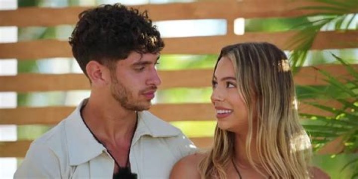 Too Hot To Handle stars Harry Jowsey and Hassarati rekindle