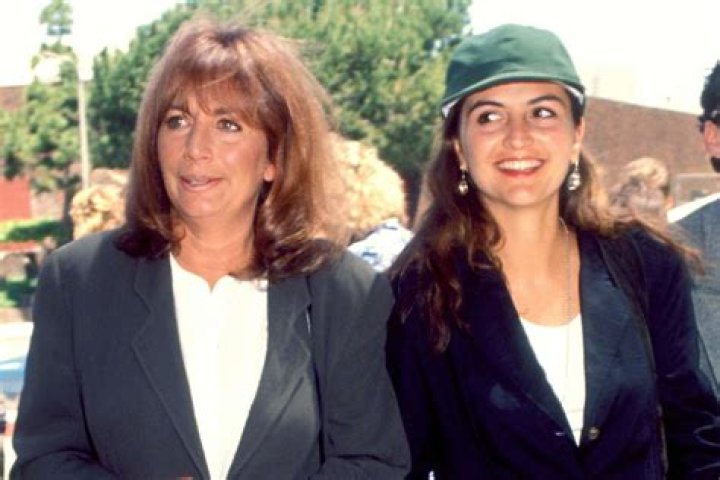 Tracy Reiner Biography Facts, Childhood, Family Life of Actress