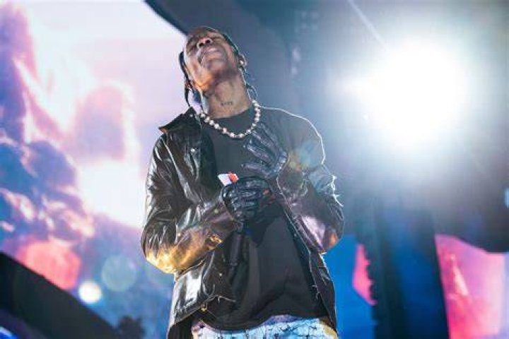 Travis Scott&acirc;&euro;&trade;s 'Birds In the Trap Sing McKnight' Heads for No. 1 on