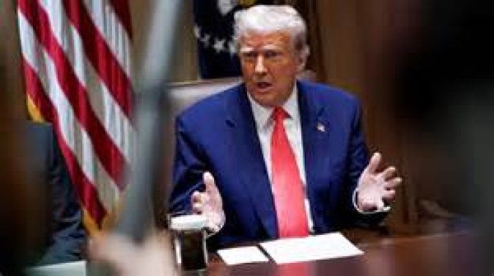 Trump emite un perdón de último segundo al exesposo de la tramposa