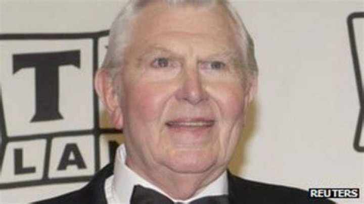 TV actor Andy Griffith dies at 86 (photos, video, interactive graphic)