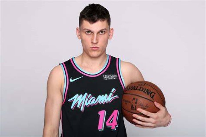 Tyler Herro's girlfriend talks relationship in Instagram AMA