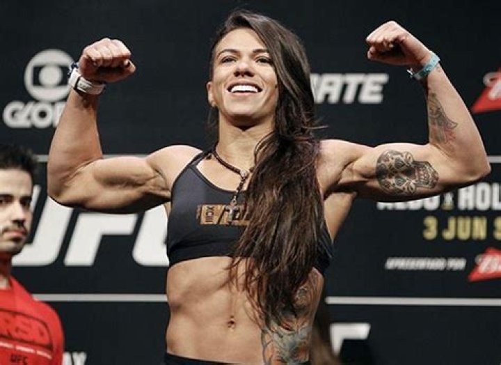 UFC La luchadora claudia gadelha, la "gladiadora...