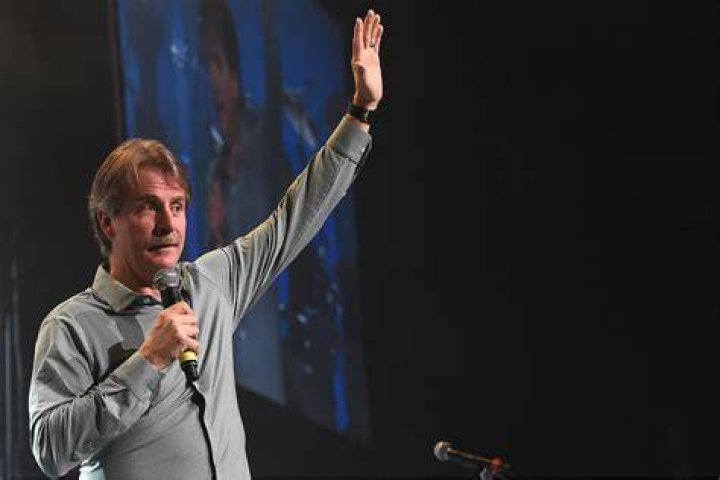 Uncover The Secrets Behind Jeff Foxworthy's Towering Height