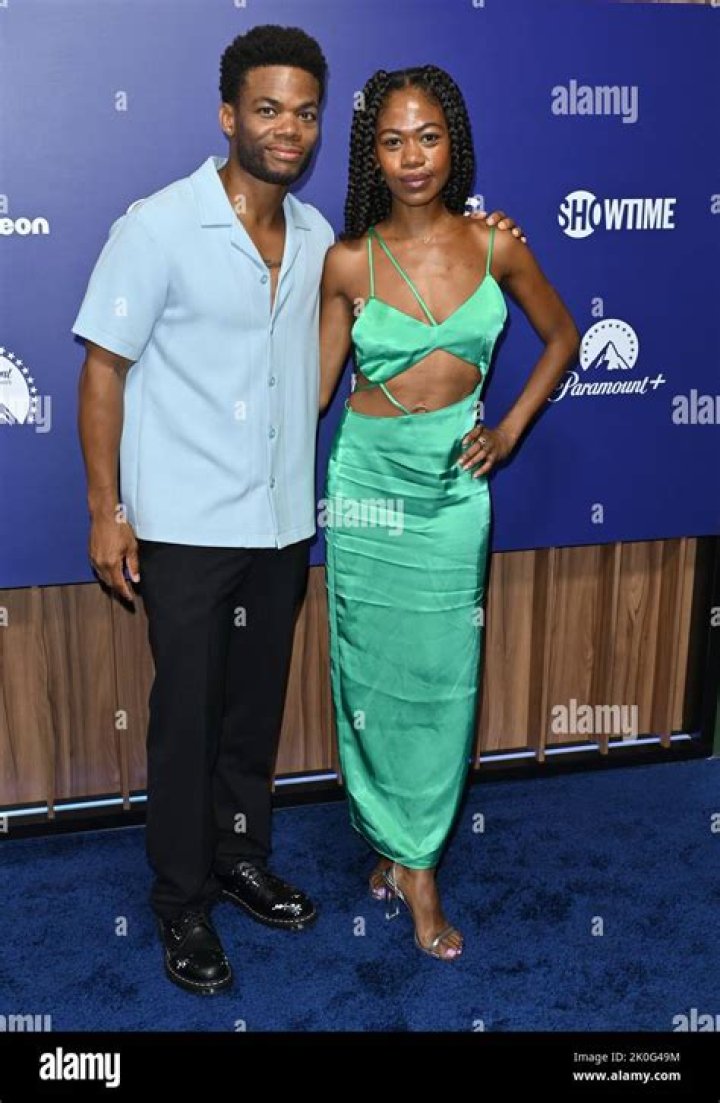 Vanessa Lee Chester Bio, Affair, Single, Net Worth, Ethnicity, Age, Weight