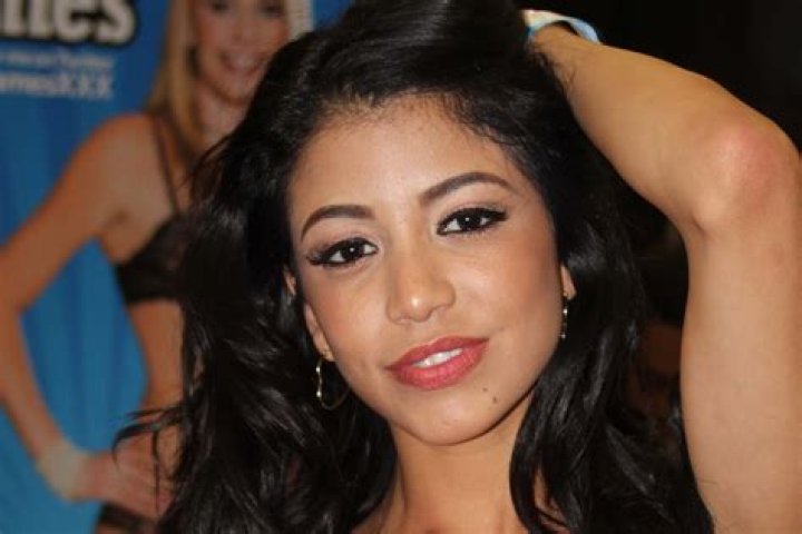 Veronica Rodriguez Biography, Age, Real Name, Nationality, Wiki, Photos