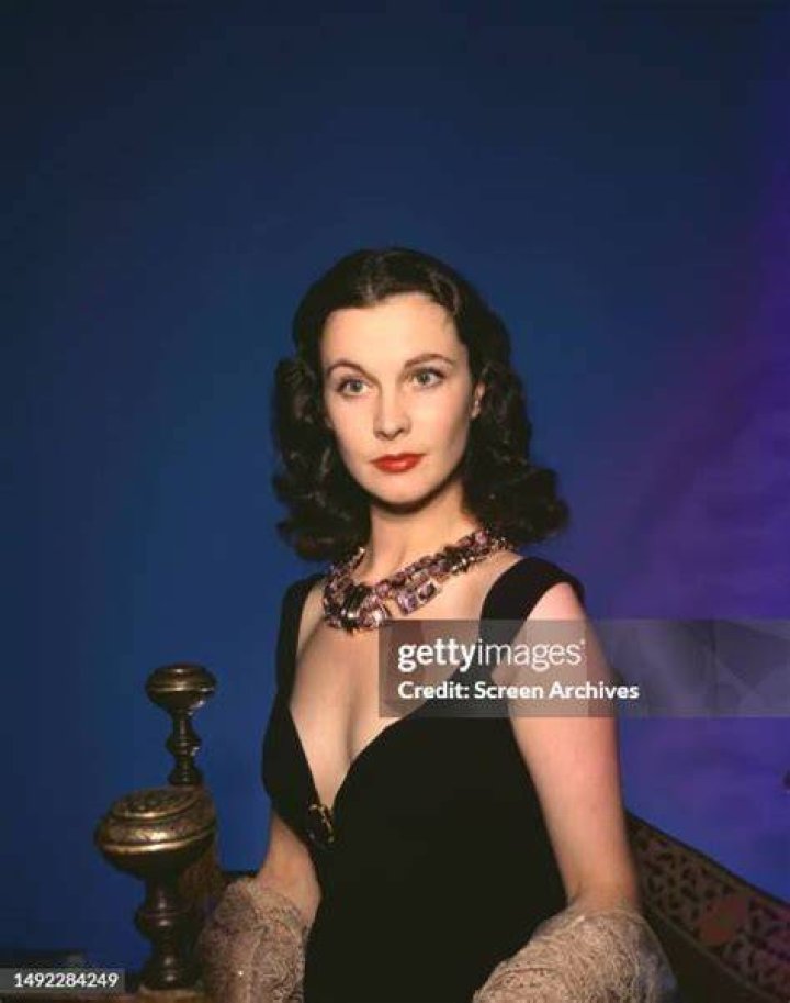 Vivien Leigh Studio Movie Promotional Portrait Photo Old Hollywood
