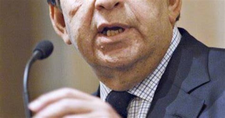 Wall Street dealmaker Bruce Wasserstein dies at 61