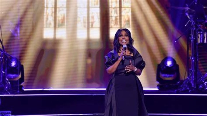 WATCH CeCe Winans Presents...Generations A Christmas Special