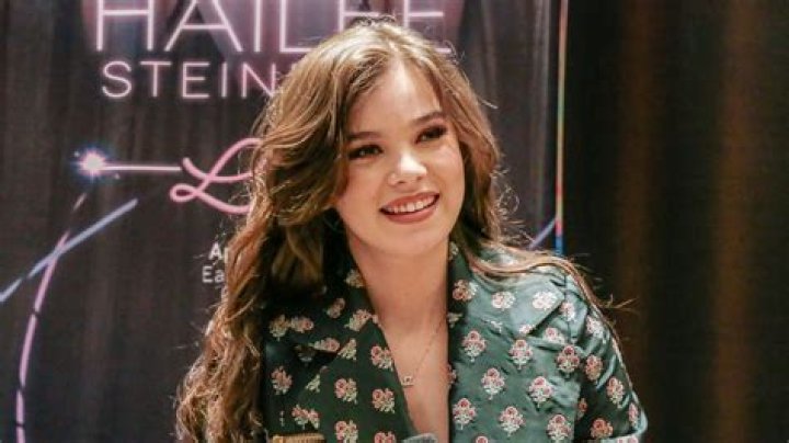 WATCH Hailee Steinfeld on connecting with her Filipino roots
