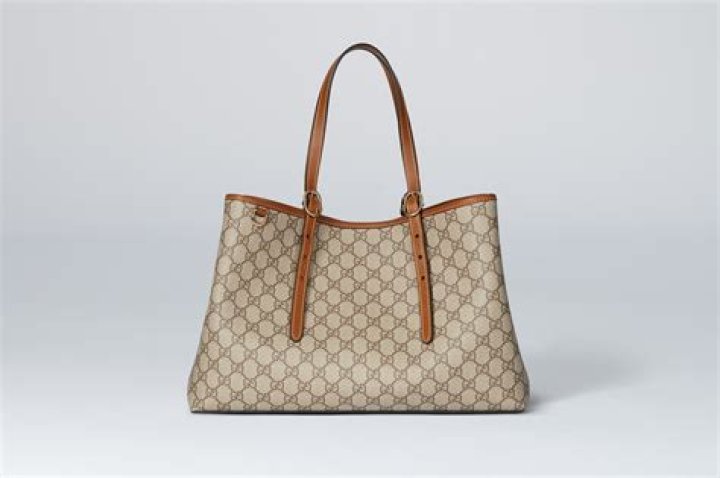 What are Gucci's Tshirt prices in South Africa 2022 and where to buy
