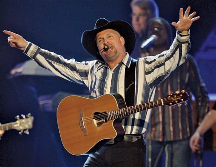 What is Garth Brooks' net worth? Business News