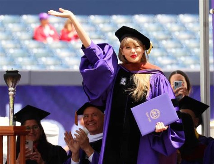 Where did Taylor Swift go to high school and college?