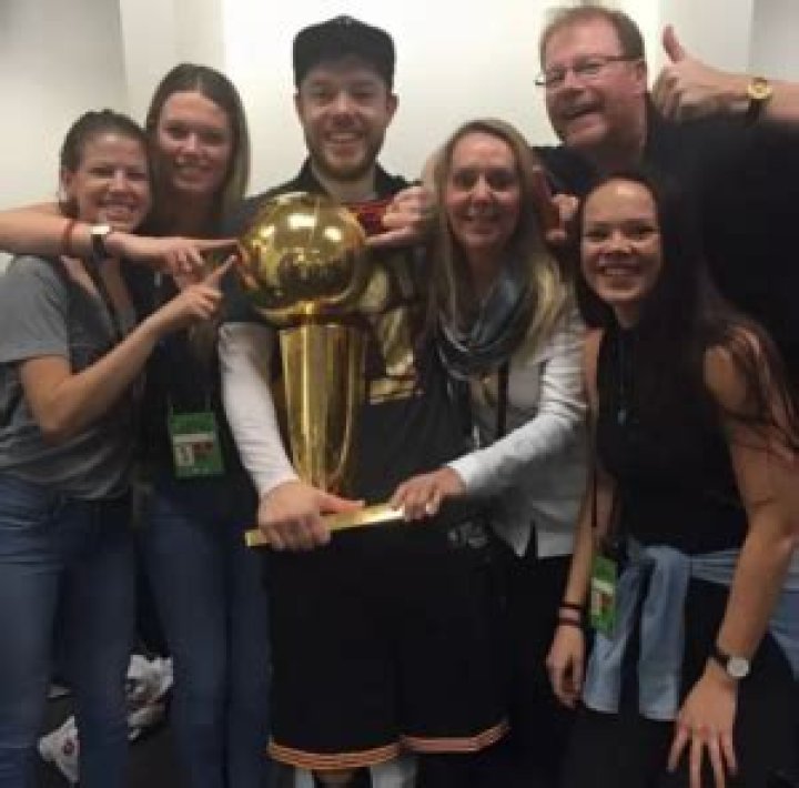 Who are Matthew Dellavedova Parents, Mark Dellavedova and Leanne