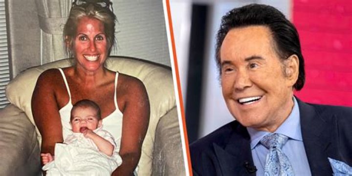 Who Are Wayne Newton's Kids? Meet Daughters Erin and Lauren!