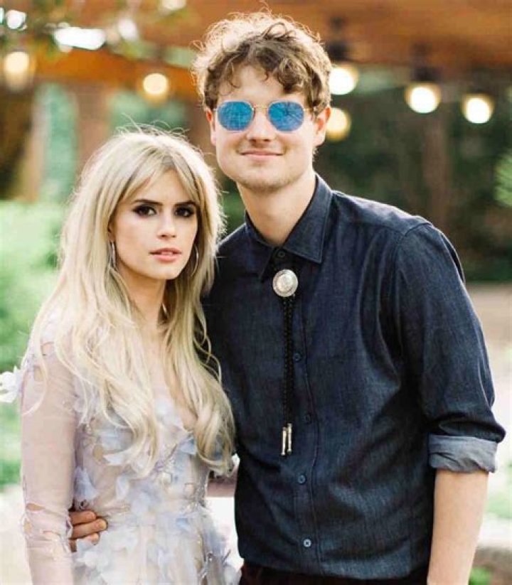 Who Is Carlson Young Lucas Till Wife Or Girlfriend?