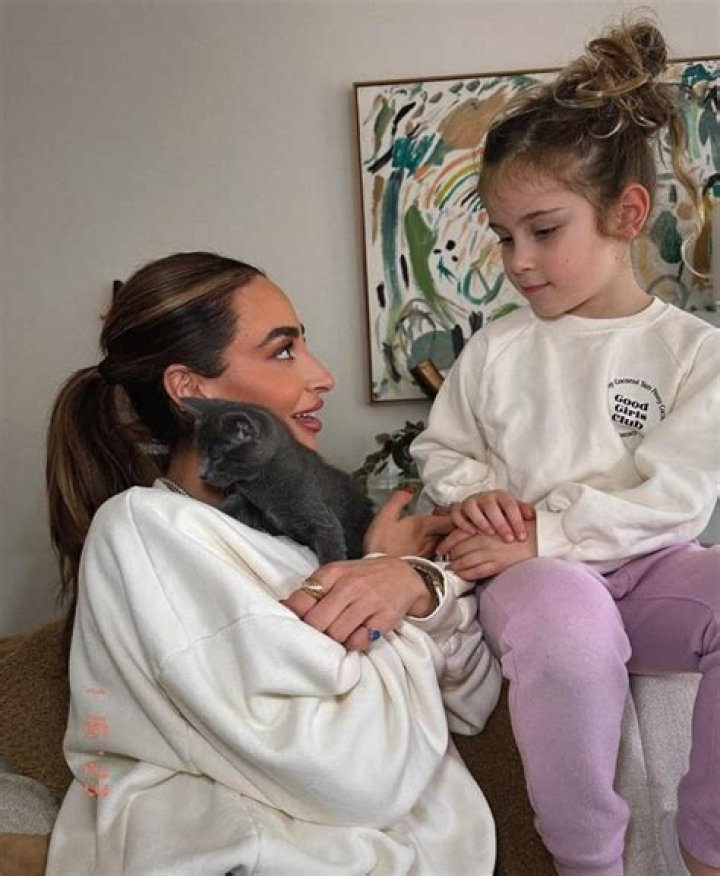 Who is Courtney Shields? Wiki, Biography, Husband, Net worth, Age