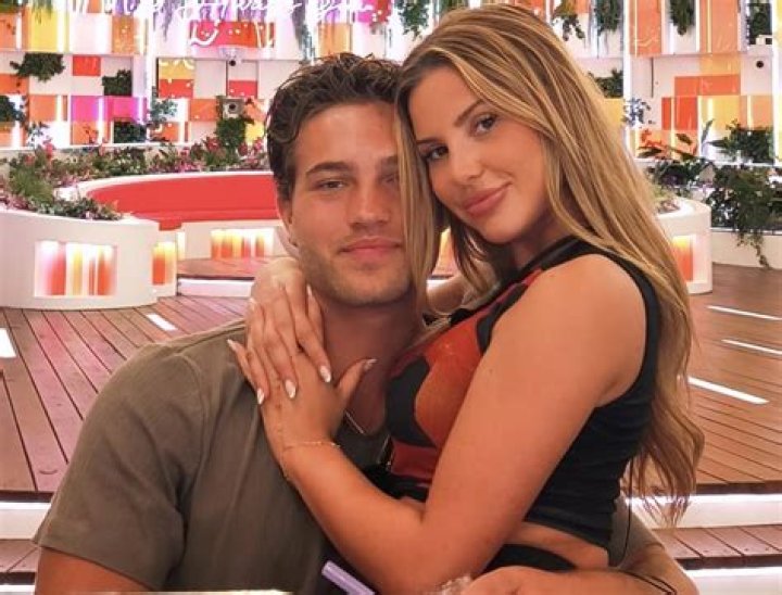 Who is TJ Lubinsky Dating Now?Past Relationship, Current Relationship