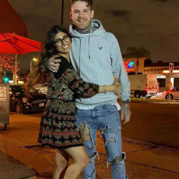 Why did Mia Khalifa and her husband break up? 247 News Around The World