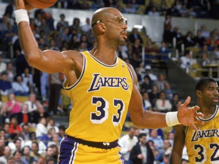 Why Kareem AbdulJabbar is 'happy' LeBron broke his NBA scoring record